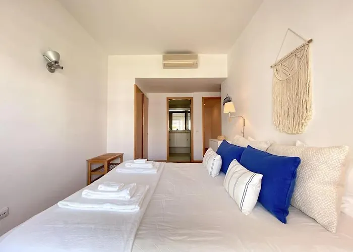 Lagos Marina View 2 Bedrooms And Terrace